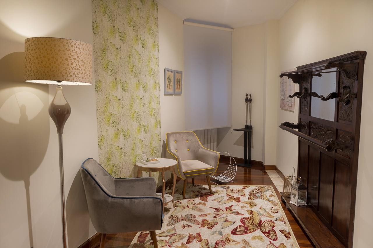 Cuatro Caminos Rooms Torrelavega Exterior photo