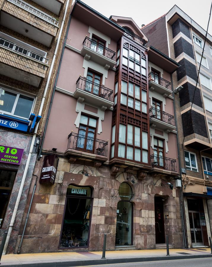 Cuatro Caminos Rooms Torrelavega Exterior photo